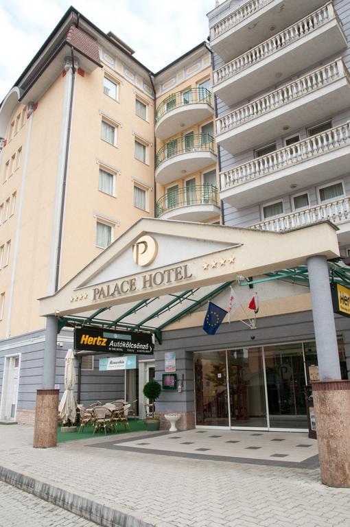 Palast Wellness